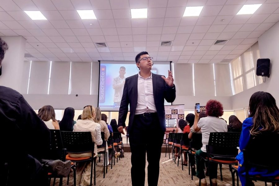 Harol Esquivel Evento (3)-min